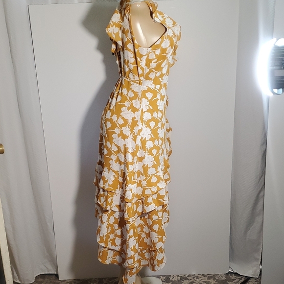 NWT Lulus Floral Ruffle Asymmetrical Wrap Dress in Yellow and White Size L - Picture 6 of 15